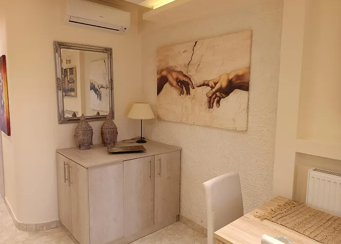 アパート Xenius Zeus Luxury Suites In Nea Flogita