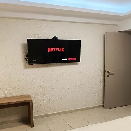 Xenius Zeus Luxury In Nea Appartamento Flogita