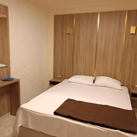 Xenius Zeus Luxury In Nea
