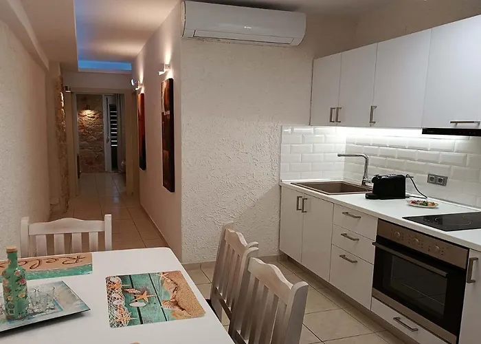 Xenius Zeus Luxury In Nea דירה